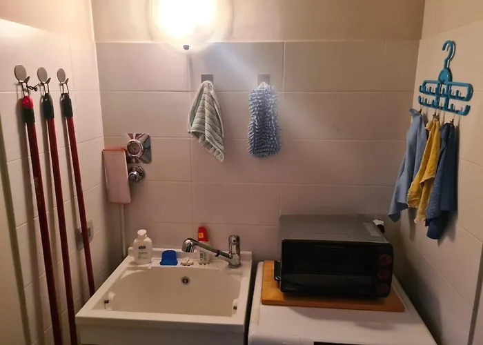 公寓 Dimora Al Mare Snhow *